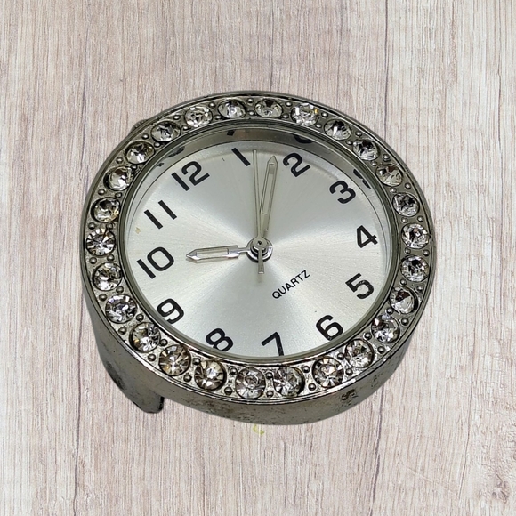 Floral Patterned Women's Watch - Picture 6 of 7